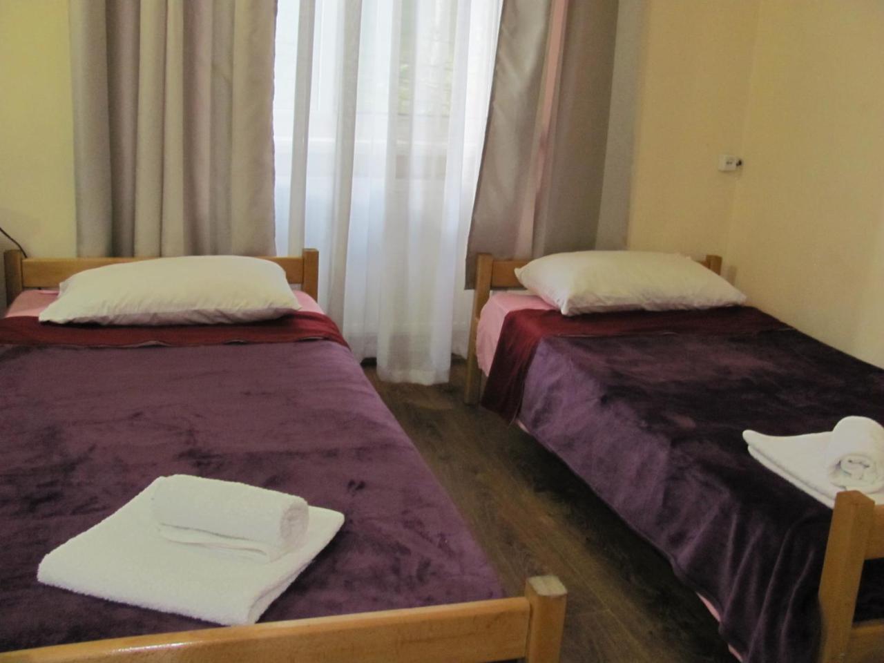 Lucky Travelers Room Tbilisi Exteriör bild